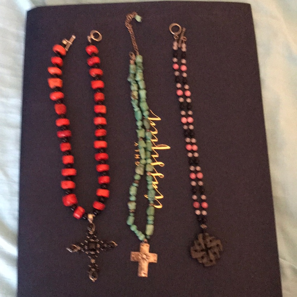 3 stone necklaces